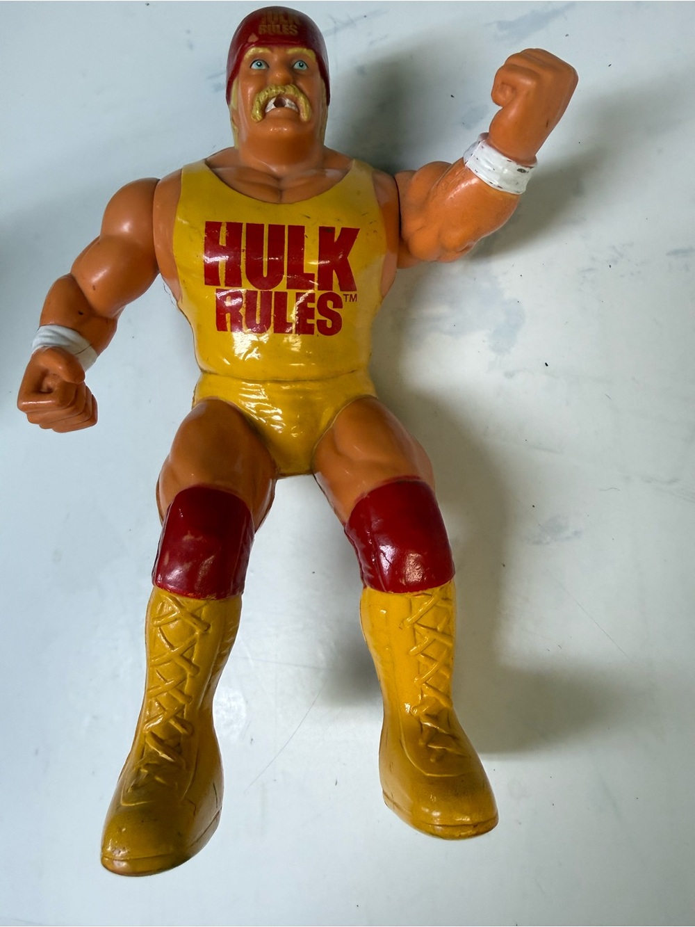 Vintage 1990 WWF Hulk Hogan "Water Pumper" Action Figure -works! (rare item)
